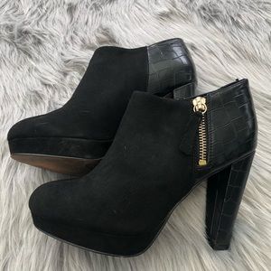 Black bootie